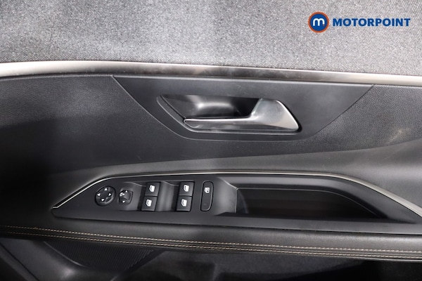 Used Peugeot 3008 2020 for sale - 76162230: Photo 30