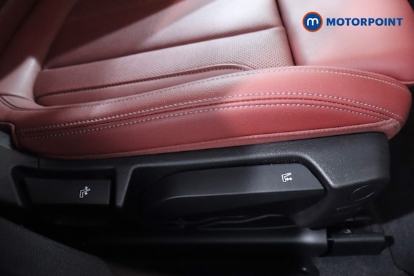 Used BMW 3 Series 2024 for sale - 76162281: Photo 32