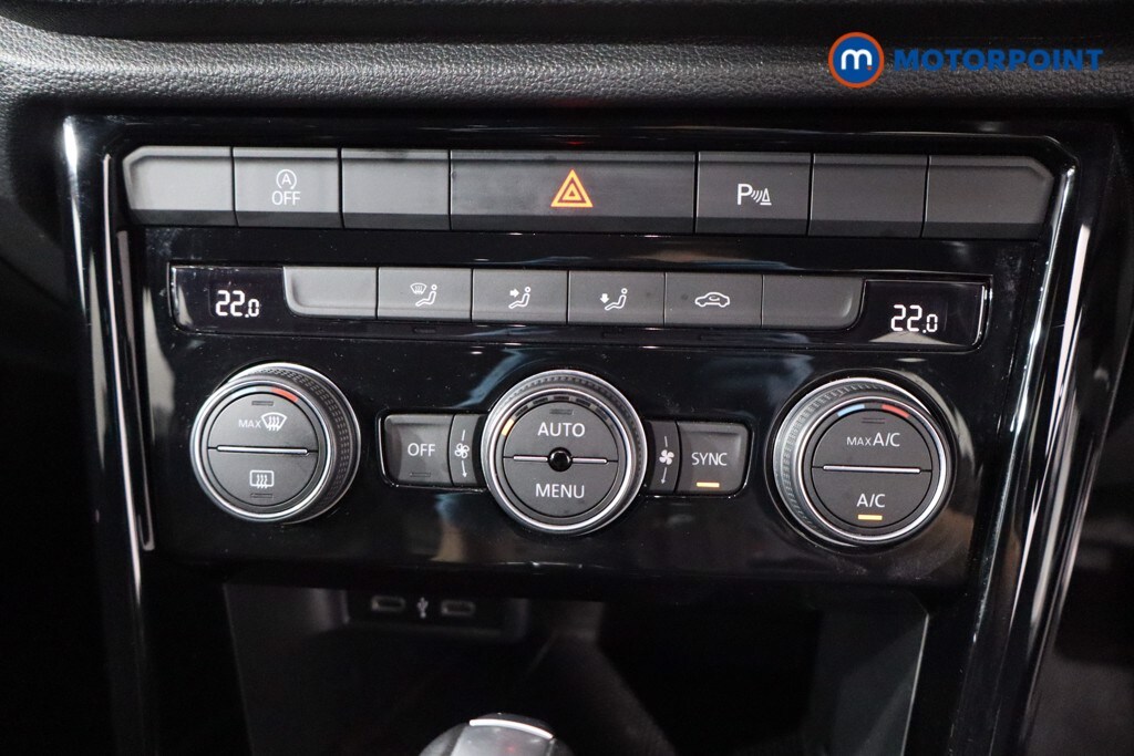 Used Volkswagen T-Roc 2021 for sale - 75908507: Photo 24