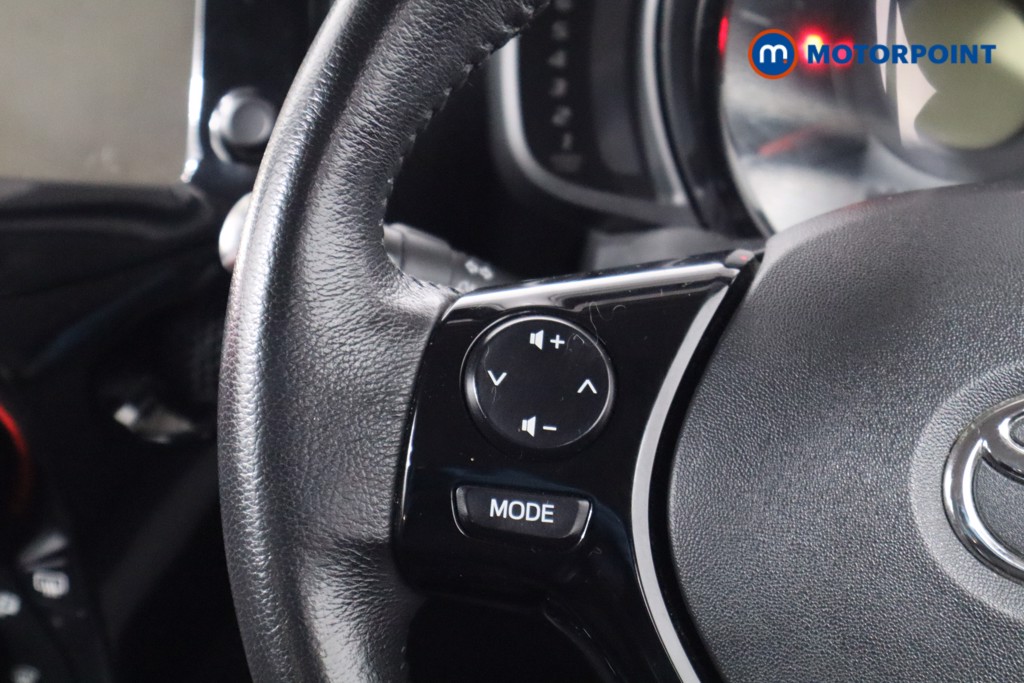 Used Toyota AYGO 2016 for sale - 76402821: Photo 15