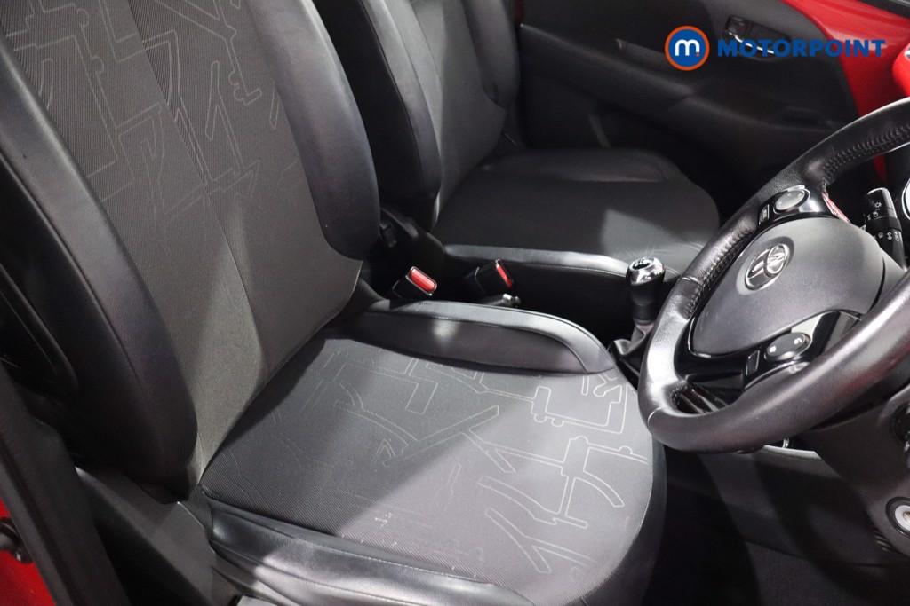 Used Toyota AYGO 2016 for sale - 76402821: Photo 32