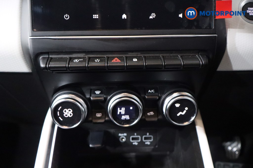 Used Renault Clio 2023 for sale - 77048175: Photo 23