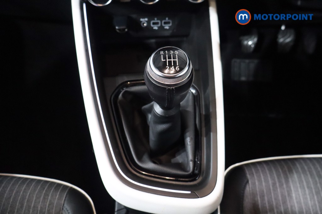 Used Renault Clio 2023 for sale - 77048175: Photo 25