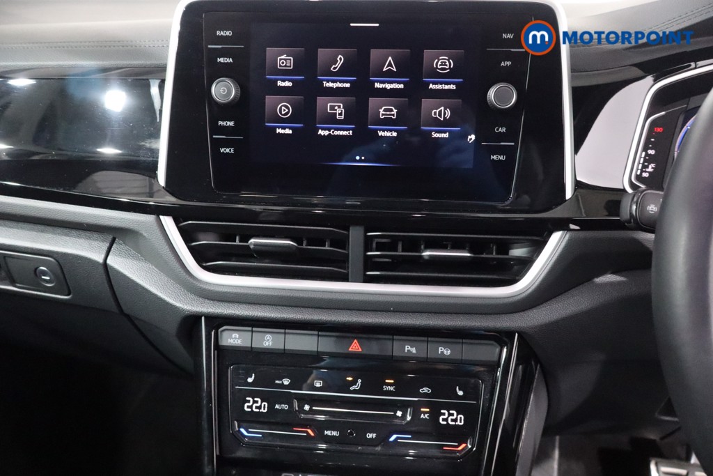 Used Volkswagen T-Roc 2023 for sale - 76340880: Photo 24