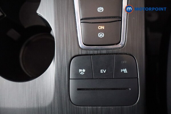Used Ford Kuga 2021 for sale - 76181760: Photo 27