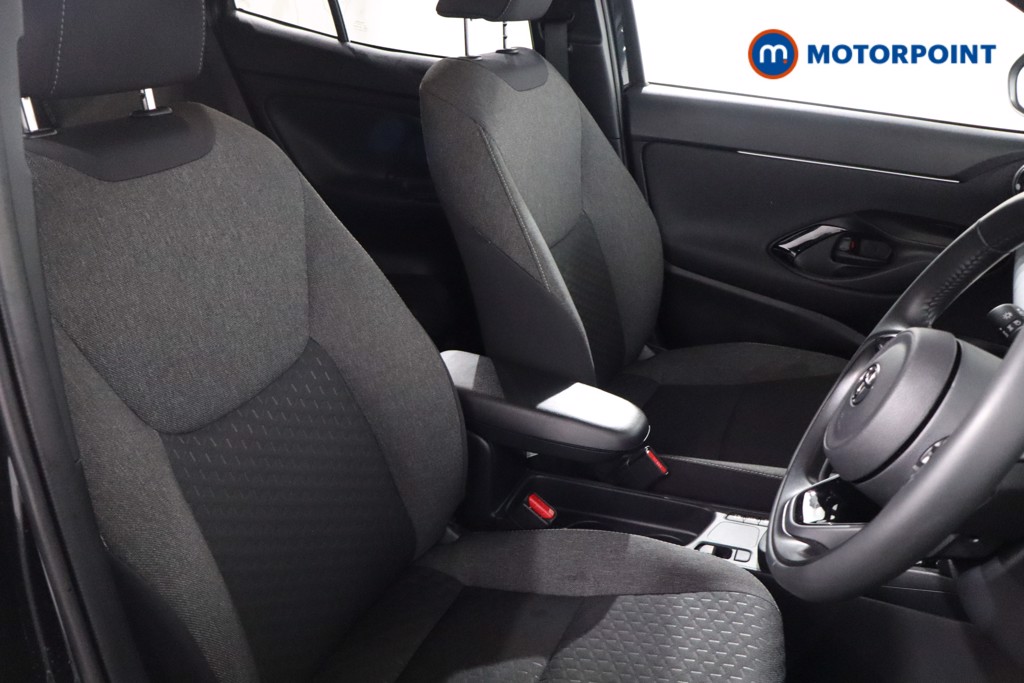 Used Toyota Yaris Cross 2025 for sale - 77211215: Photo 32