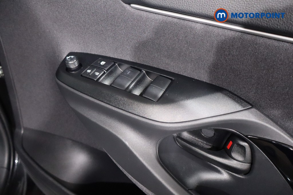 Used Toyota Yaris Cross 2025 for sale - 77211215: Photo 35