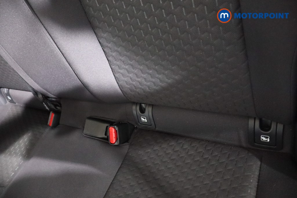 Used Toyota Yaris Cross 2025 for sale - 77211215: Photo 36