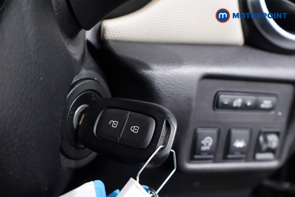 Used Nissan Micra 2019 for sale - 76553300: Photo 21