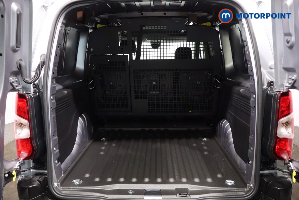 Used Citroen Berlingo 2025 for sale - 76782731: Photo 43