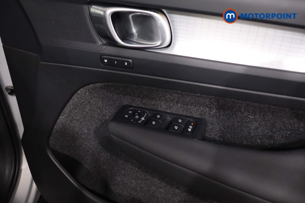 Used Volvo XC40 for sale - 77245692: Photo 30