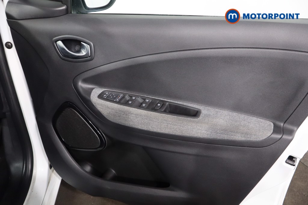 Used Renault Zoe 2020 for sale - 76895749: Photo 32