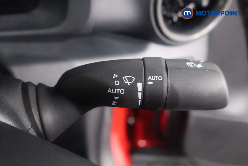 Used Toyota C-HR 2024 for sale - 77500619: Photo 23