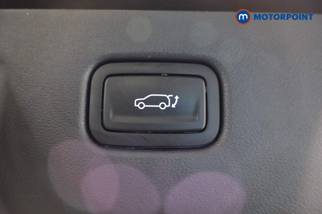 Used Hyundai KONA 2025 for sale - 76402834: Photo 48