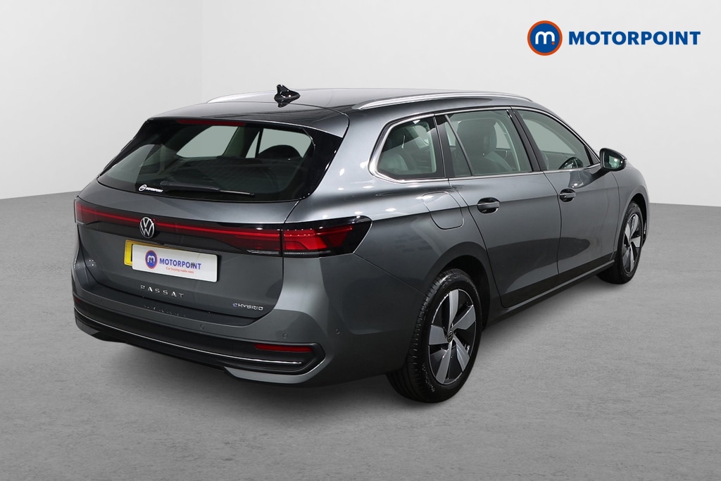 Used Volkswagen Passat 2025 for sale - 75995472: Photo 7