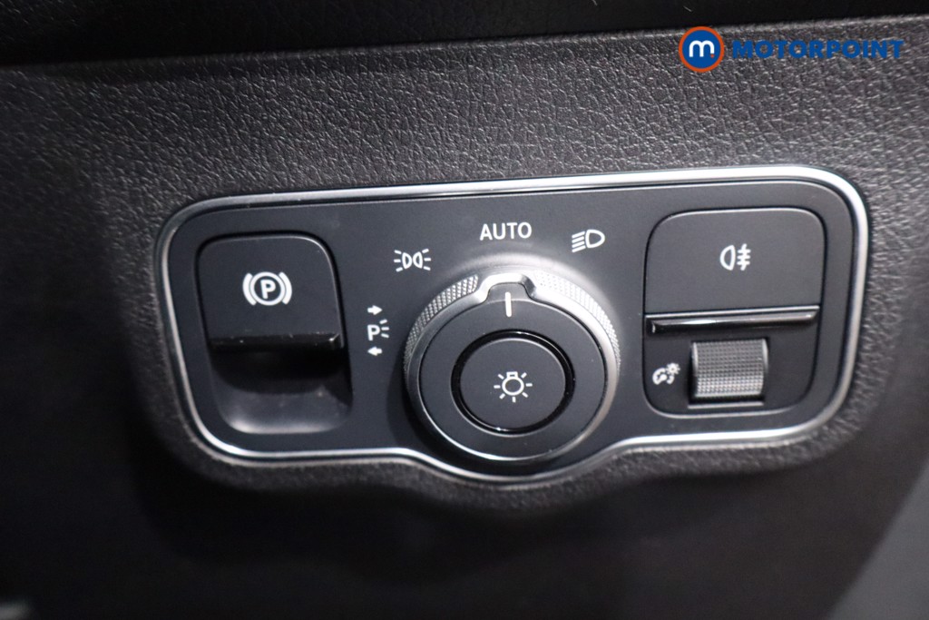 Used Mercedes-Benz EQB 2022 for sale - 77023671: Photo 28