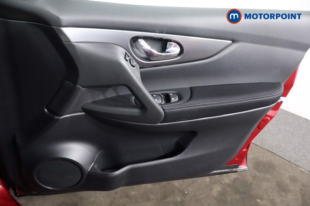 Used Nissan Qashqai 2018 for sale - 76946200: Photo 17