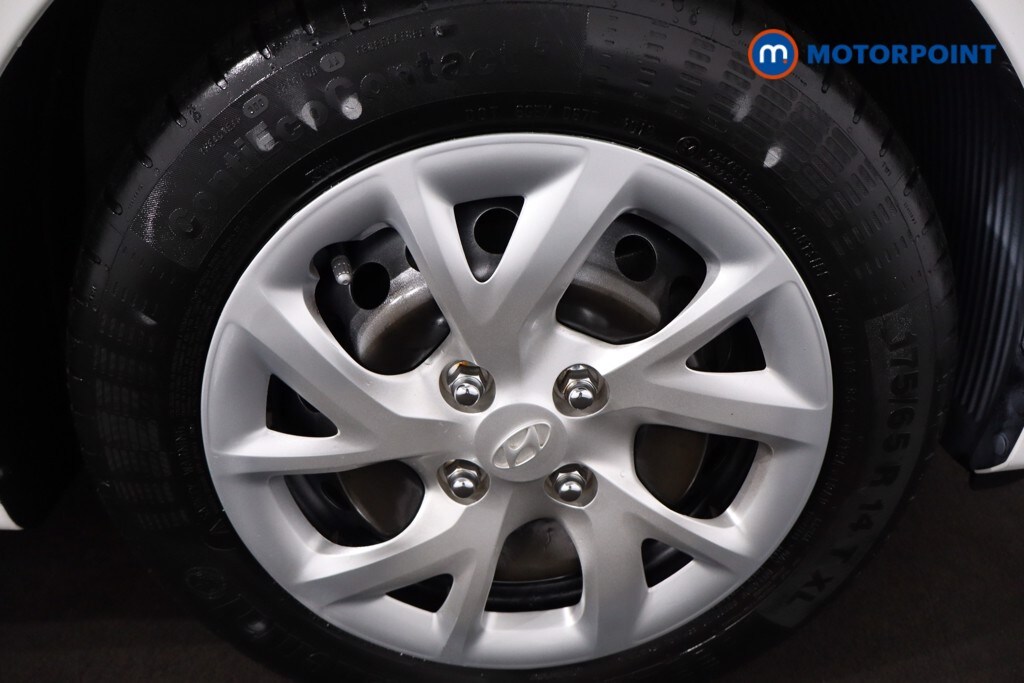 Used Hyundai i10 2019 for sale - 77570821: Photo 18