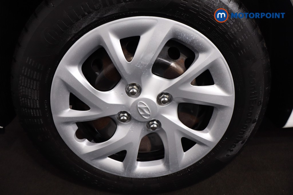 Used Hyundai i10 2019 for sale - 77570821: Photo 19