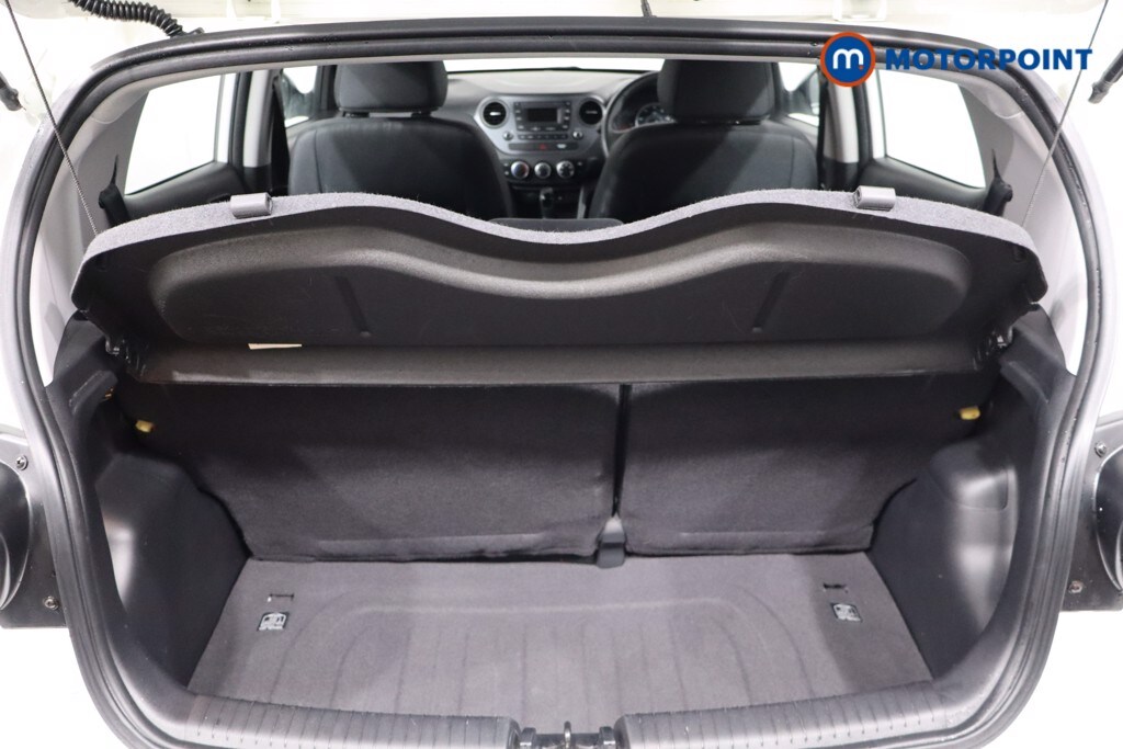 Used Hyundai i10 2019 for sale - 77570821: Photo 42