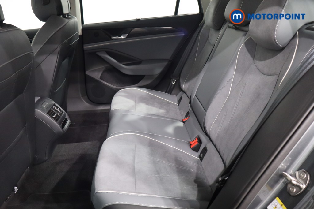 Used Volkswagen Passat 2025 for sale - 77235973: Photo 13