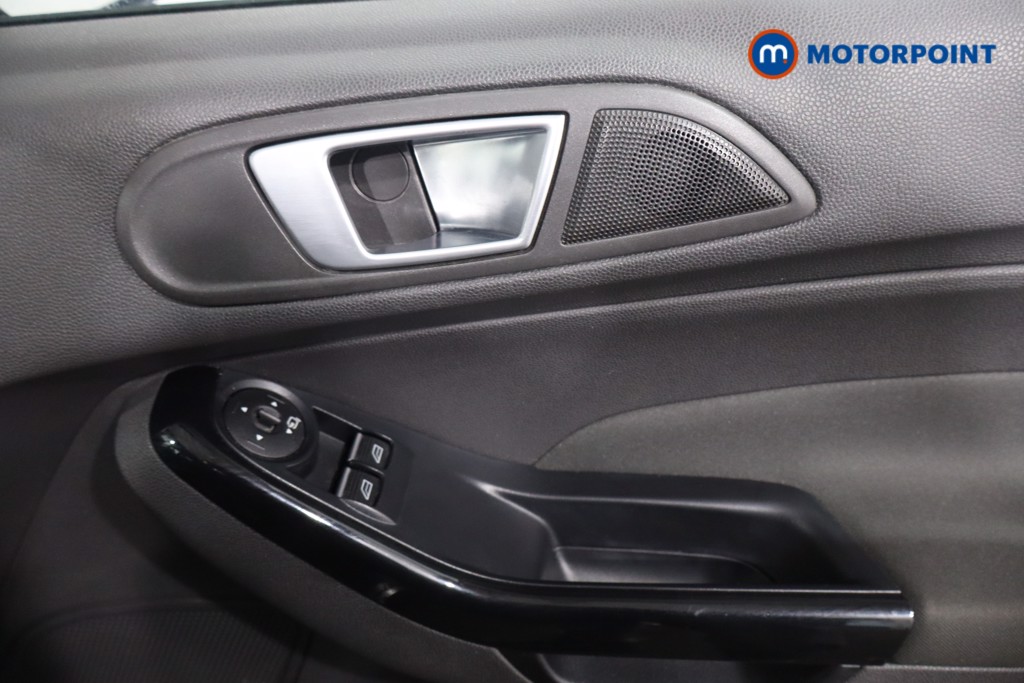 Used Ford Fiesta 2015 for sale - 76710311: Photo 28