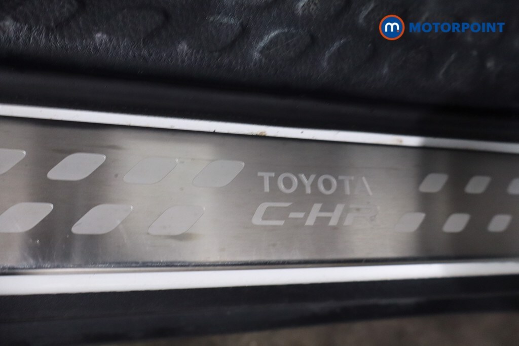 Used Toyota C-HR 2022 for sale - 76612154: Photo 30