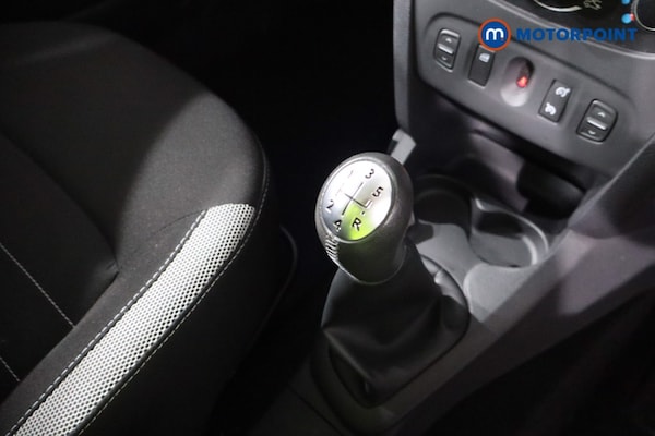 Used Dacia Sandero Stepway 2018 for sale - 76303262: Photo 24