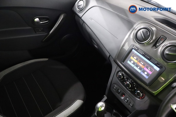 Used Dacia Sandero Stepway 2018 for sale - 76303262: Photo 26