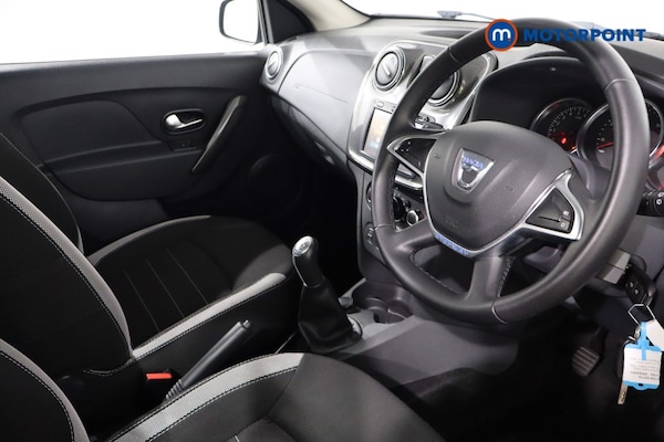 Used Dacia Sandero Stepway 2018 for sale - 76303262: Photo 35