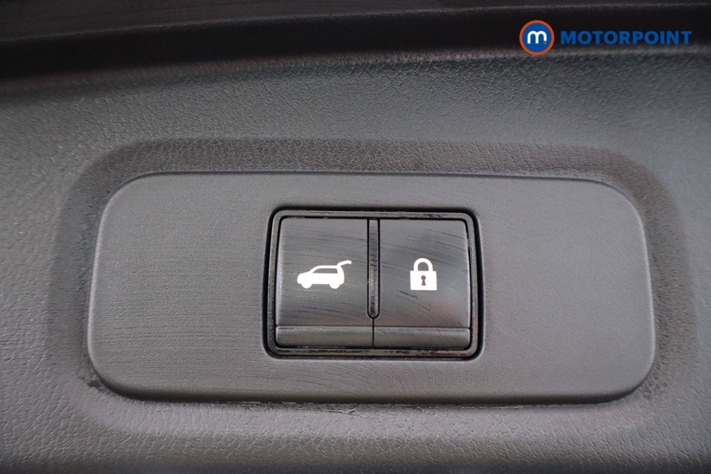 Used Nissan Qashqai 2023 for sale - 77048156: Photo 47