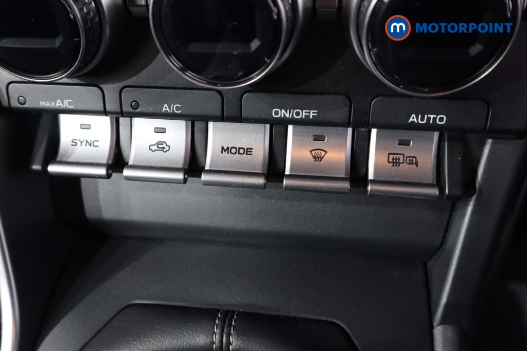 Used Toyota GR86 2023 for sale - 76405410: Photo 24