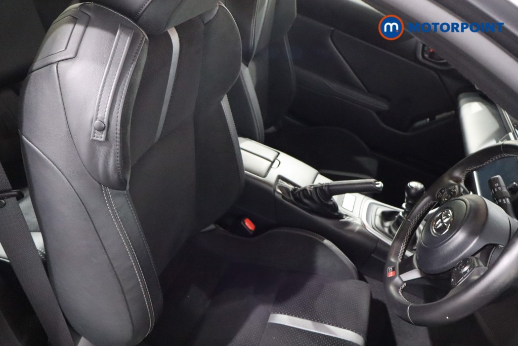 Used Toyota GR86 2023 for sale - 76405410: Photo 30