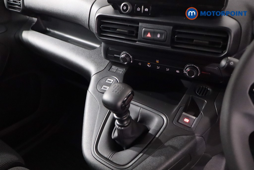 Used Peugeot Partner 2025 for sale - 78166610: Photo 27