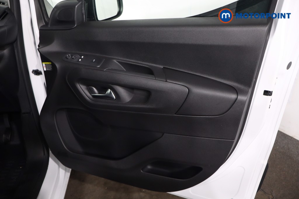 Used Peugeot Partner 2025 for sale - 78166610: Photo 31