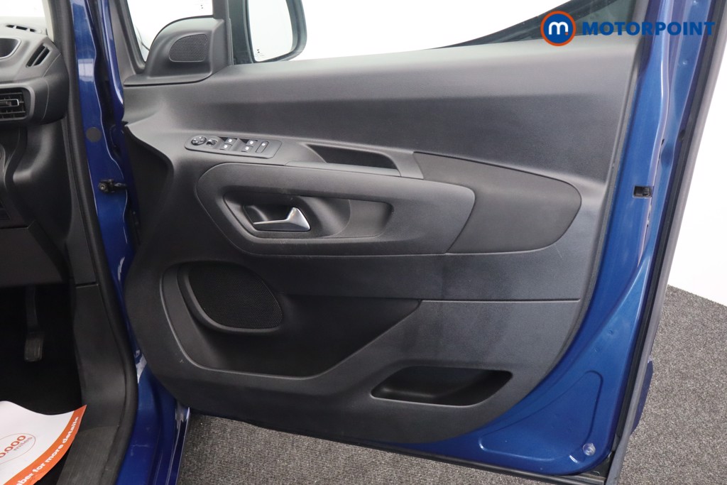 Used Vauxhall Combo Life 2021 for sale - 76184650: Photo 21