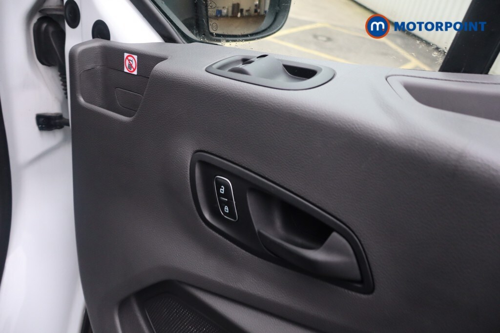 Used Ford Transit 2024 for sale - 77443694: Photo 32