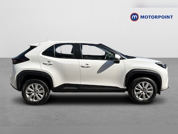 Used Toyota Yaris Cross 2023 for sale - 79001719: Photo