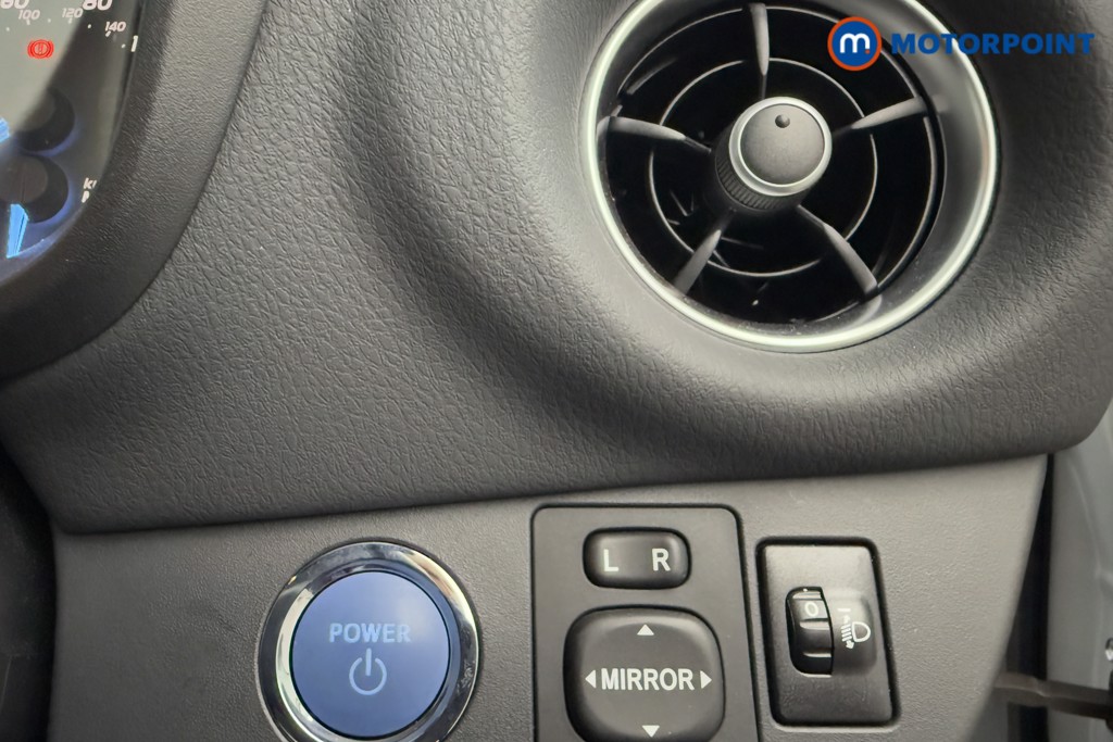 Used Toyota Yaris 2020 for sale - 76491768: Photo 26