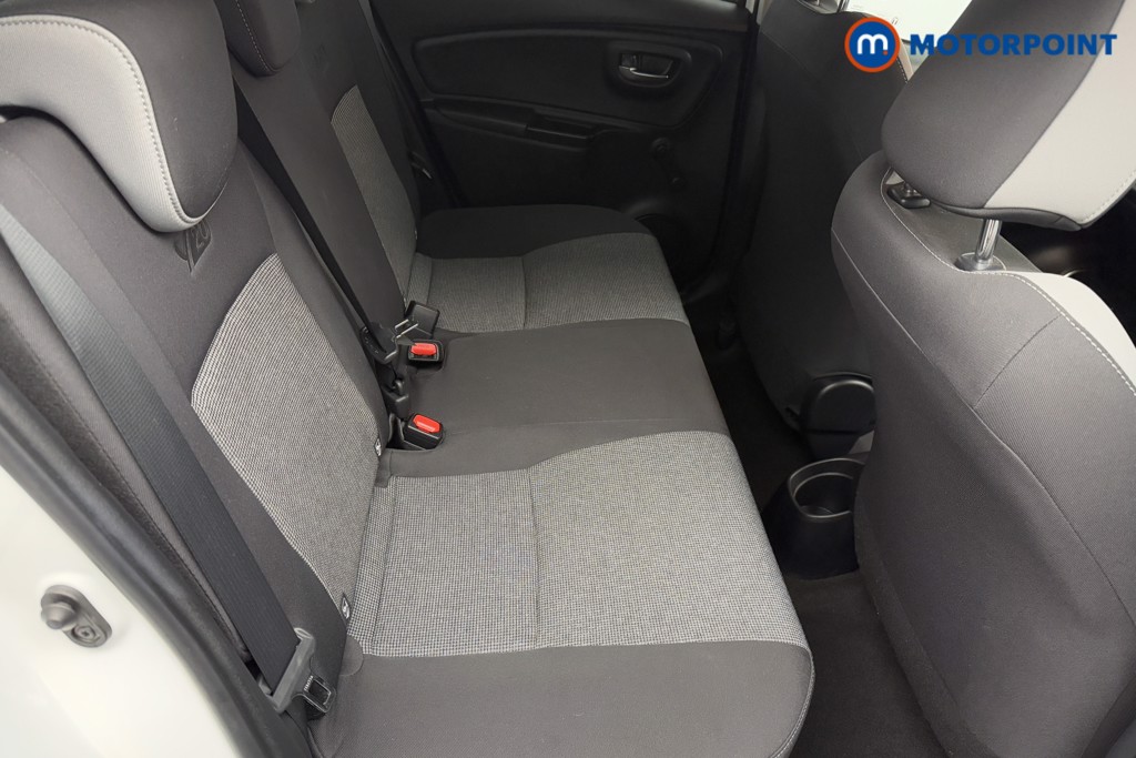 Used Toyota Yaris 2020 for sale - 76491768: Photo 32