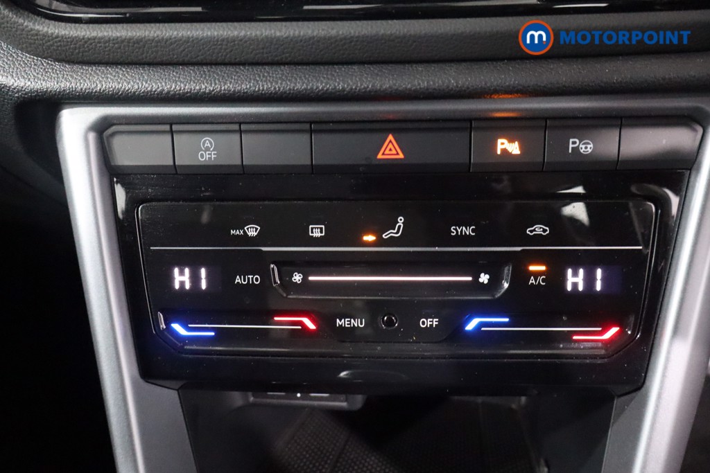 Used Volkswagen T-Roc 2023 for sale - 77946487: Photo 26