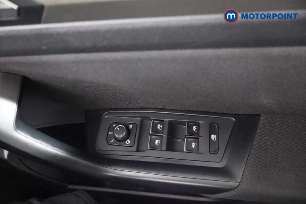 Used Volkswagen T-Roc 2021 for sale - 77048191: Photo 22