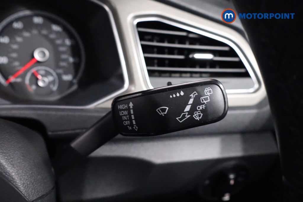 Used Volkswagen T-Roc 2021 for sale - 77048191: Photo 24