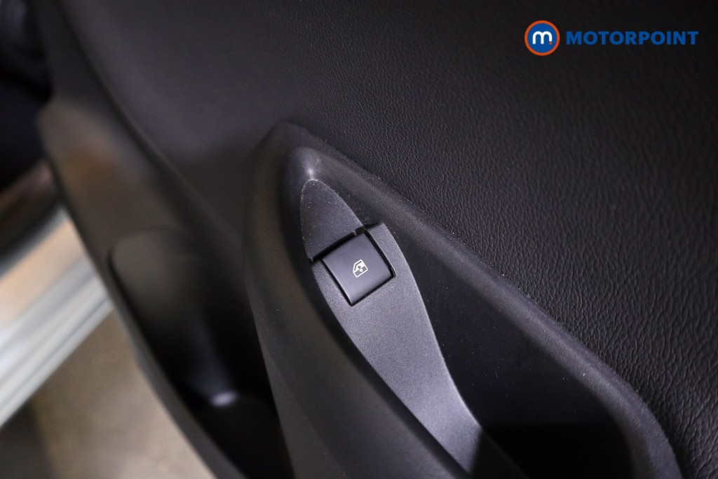 Used Vauxhall Astra 2019 for sale - 77557236: Photo 25