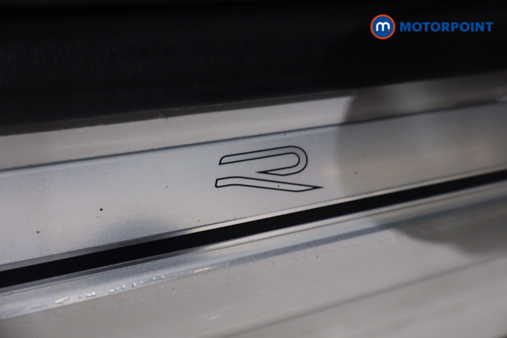 Used Volkswagen T-Roc 2024 for sale - 77872851: Photo 34