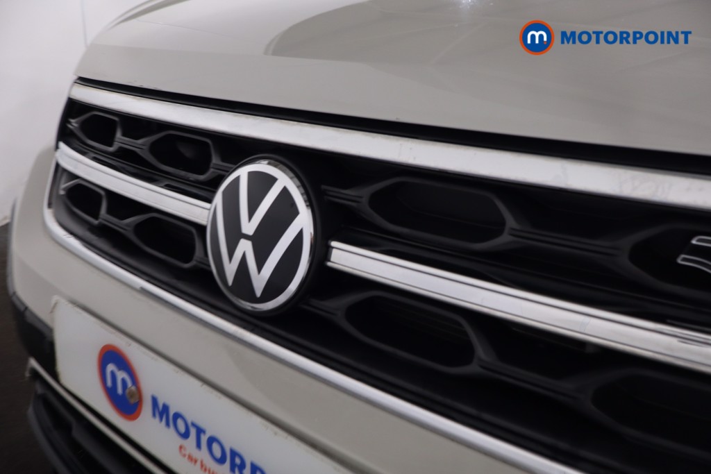 Used Volkswagen T-Roc 2024 for sale - 77872851: Photo 43