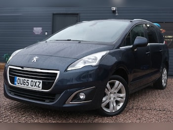 Used Peugeot 5008 2015 for sale - 77952277: Photo