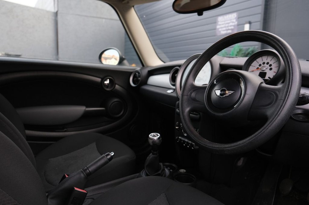 Used MINI Hatch 2011 for sale - 77673712: Photo 8