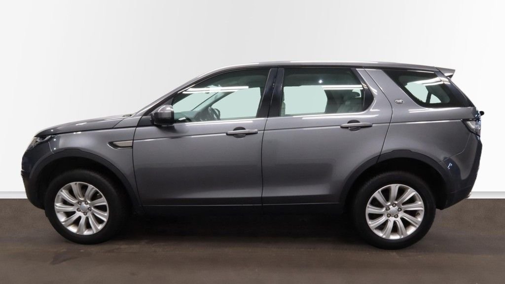 Used Land Rover Discovery Sport 2015 for sale - 77302253: Photo 12