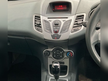Used Ford Fiesta 2010 for sale - 78672032: Photo